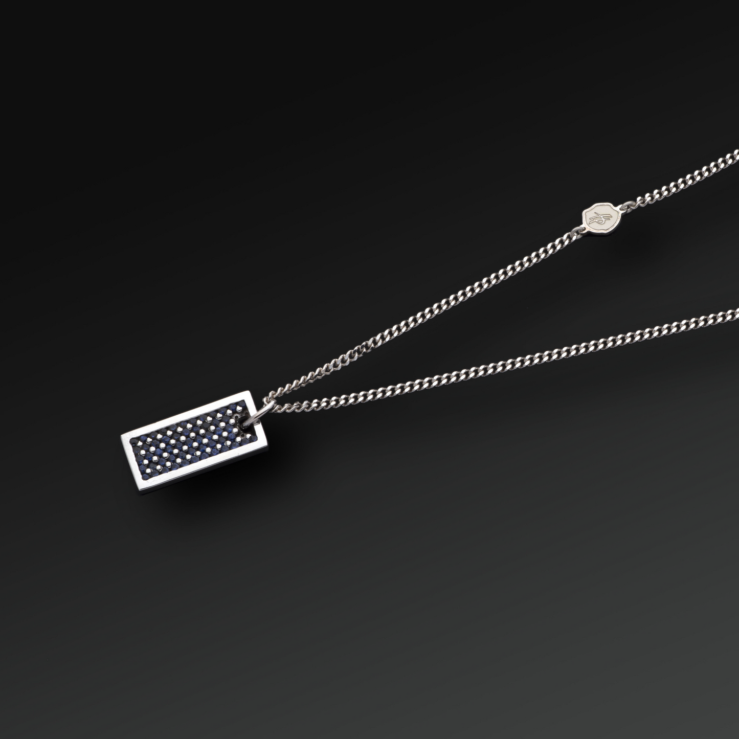 Collana Respect Piastrina in Argento e Rubini