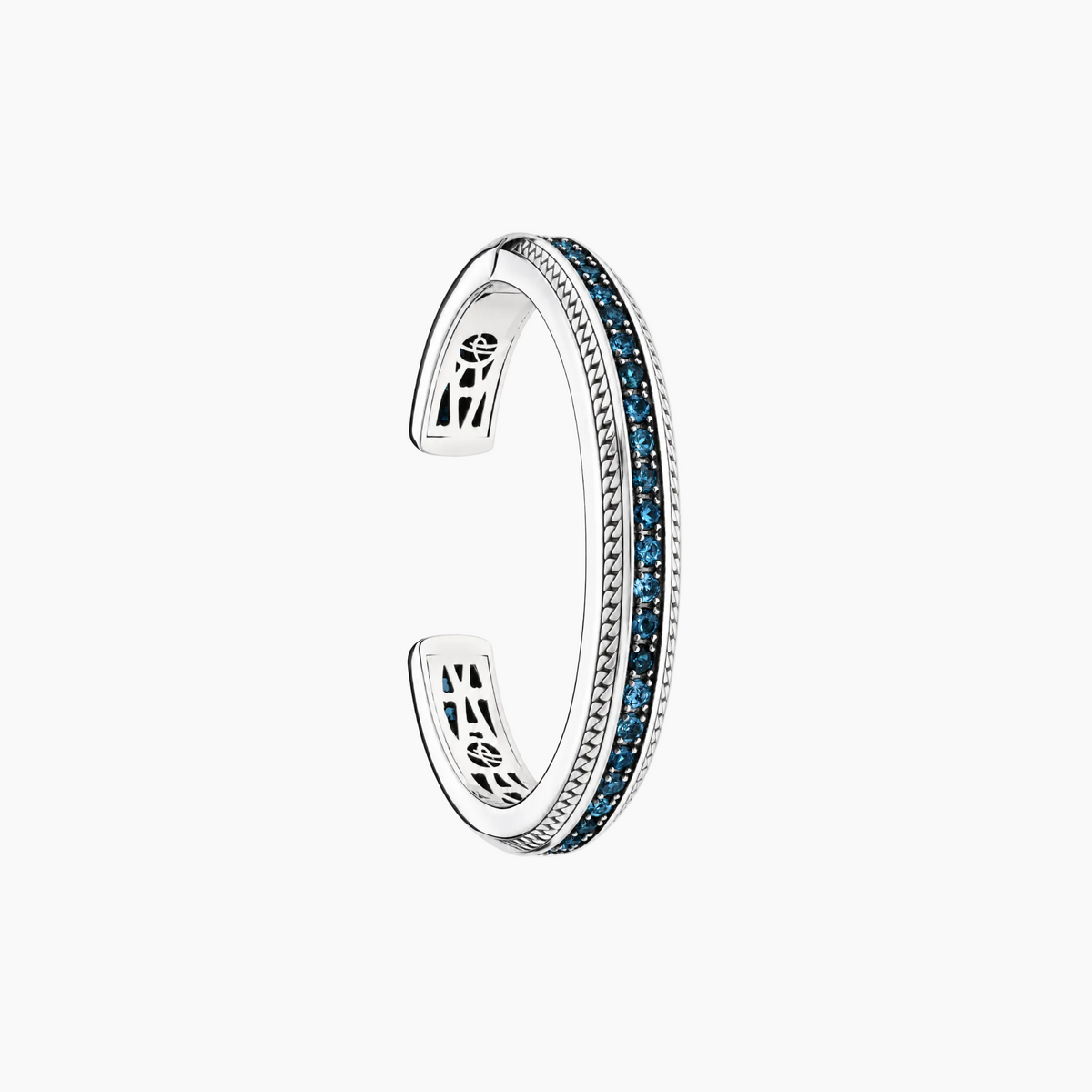 Resilience Plate Bracelet in Silver and Blue Diamonds