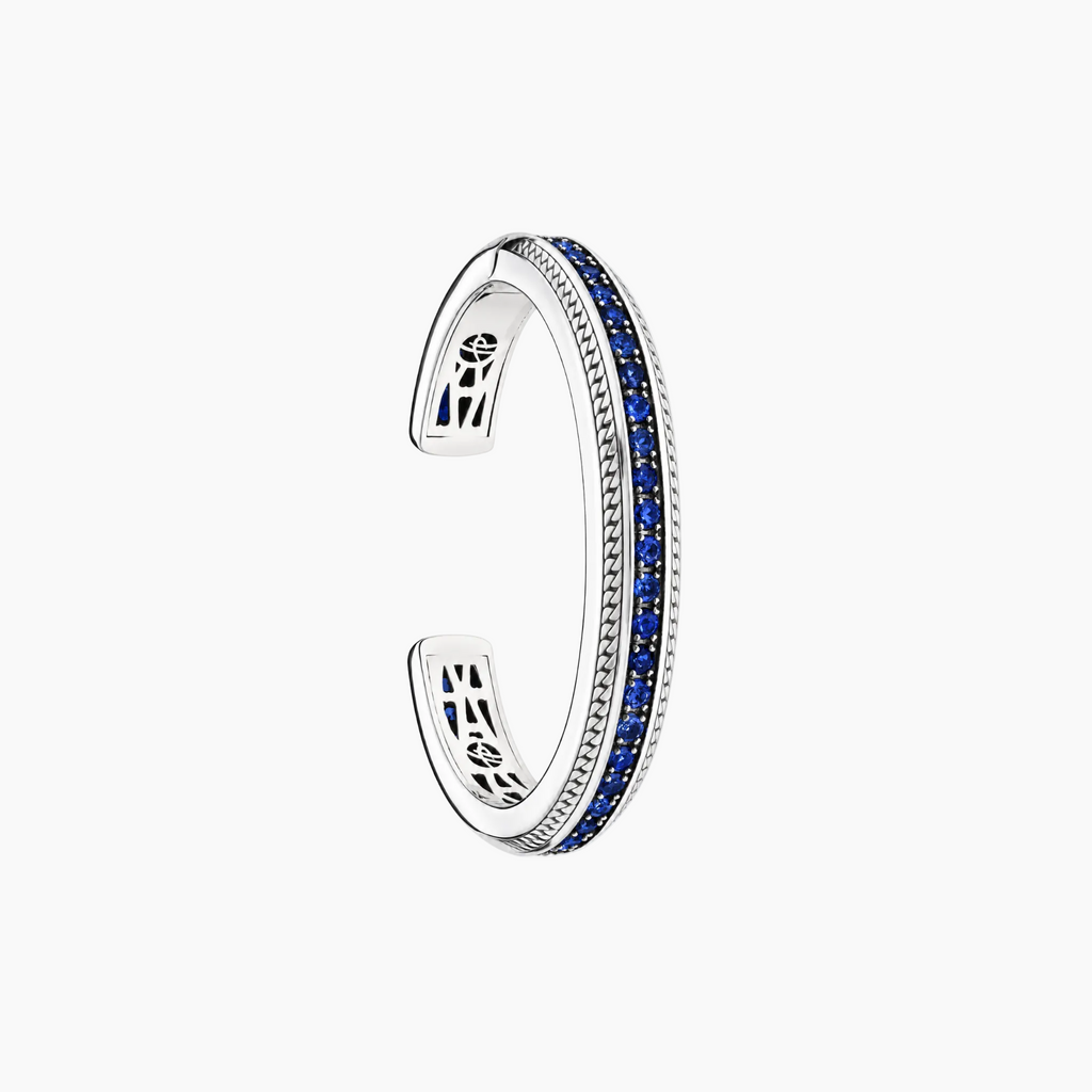 Resilience Plate Bracelet in Silver and Blue Diamonds
