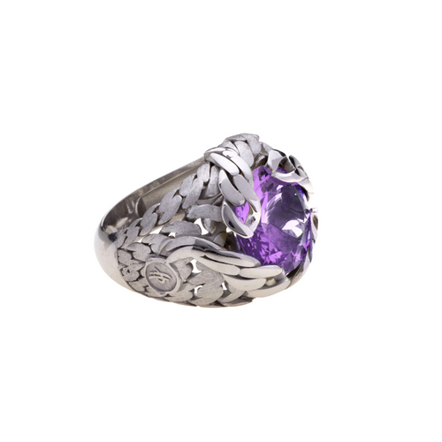 Her Power Ring in Silver and round Natural Stone