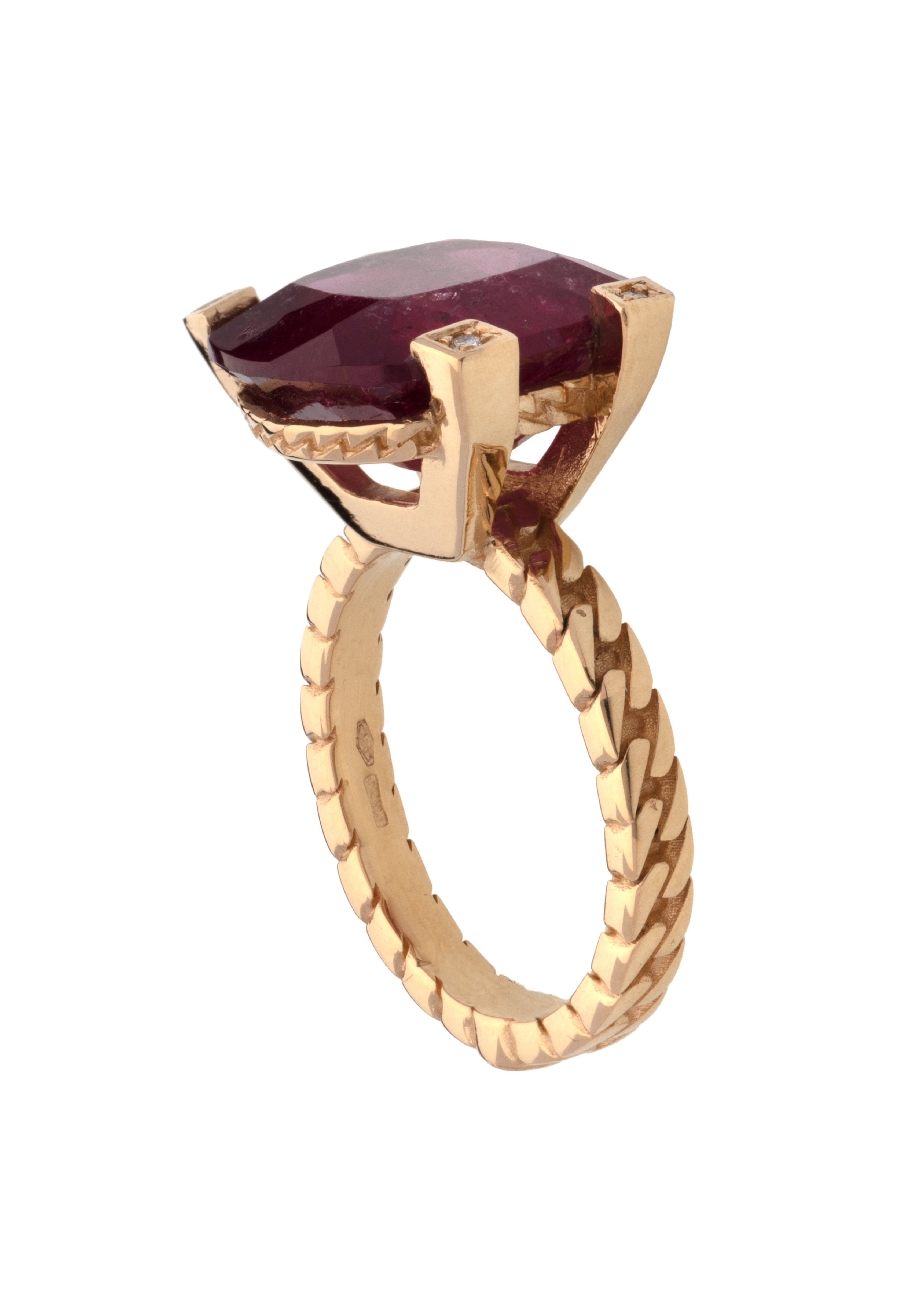 Unique Ring in Gold and Natural Stones