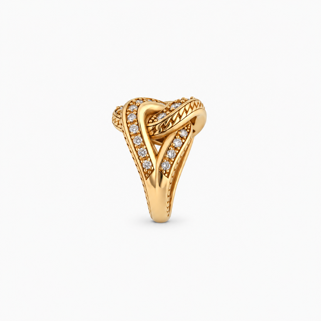 Glitter Ring in Gold and Diamonds