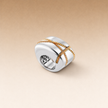 Large Chemin du Coer ring in silver and gold