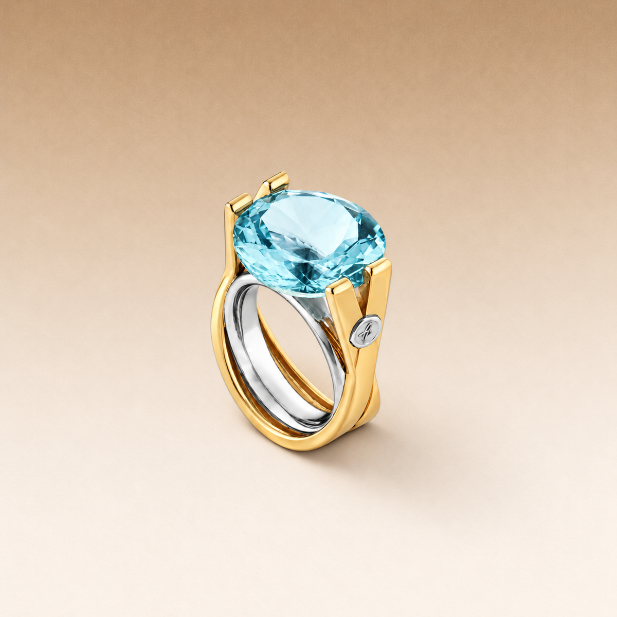 Luminosity Ring in Gold, Silver and Natural Round Stone