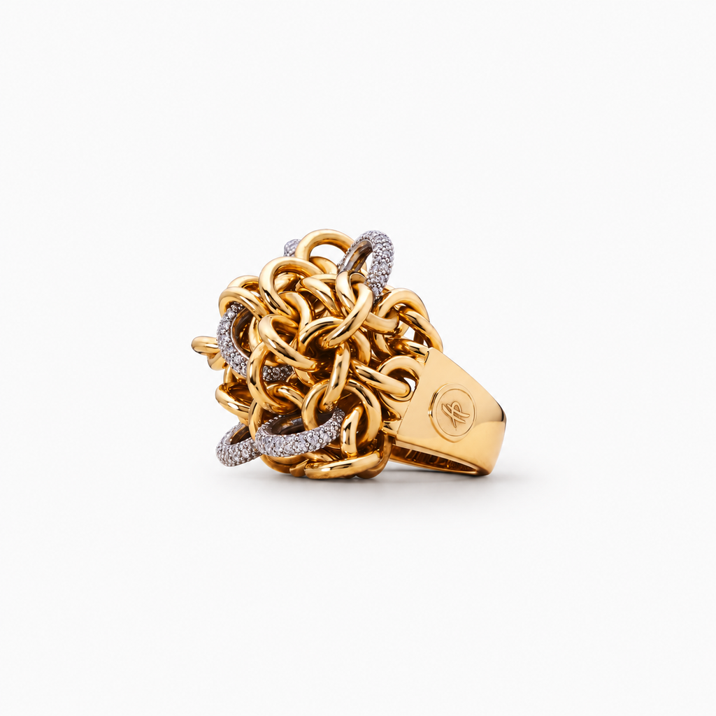 Plot Ring in Gold and Diamonds