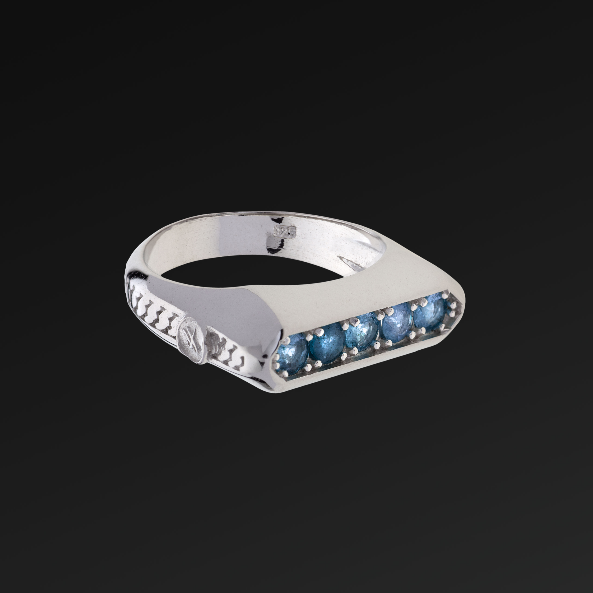 Anello Respect 5 pietre in Argento e London Blue