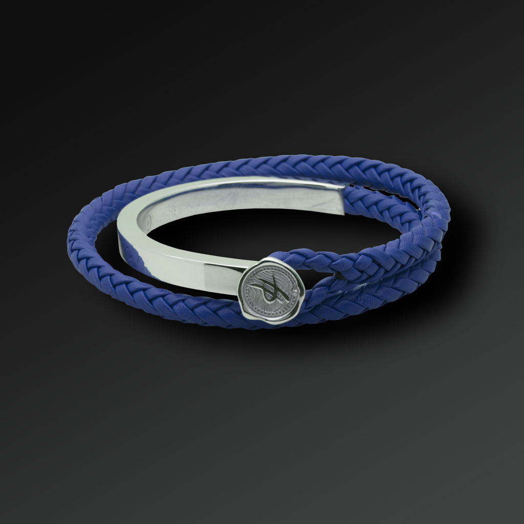 Flexibility Bracelet in Silver and Black Leather